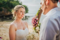 SECRET BEACH WEDDING - THE PERFECT
